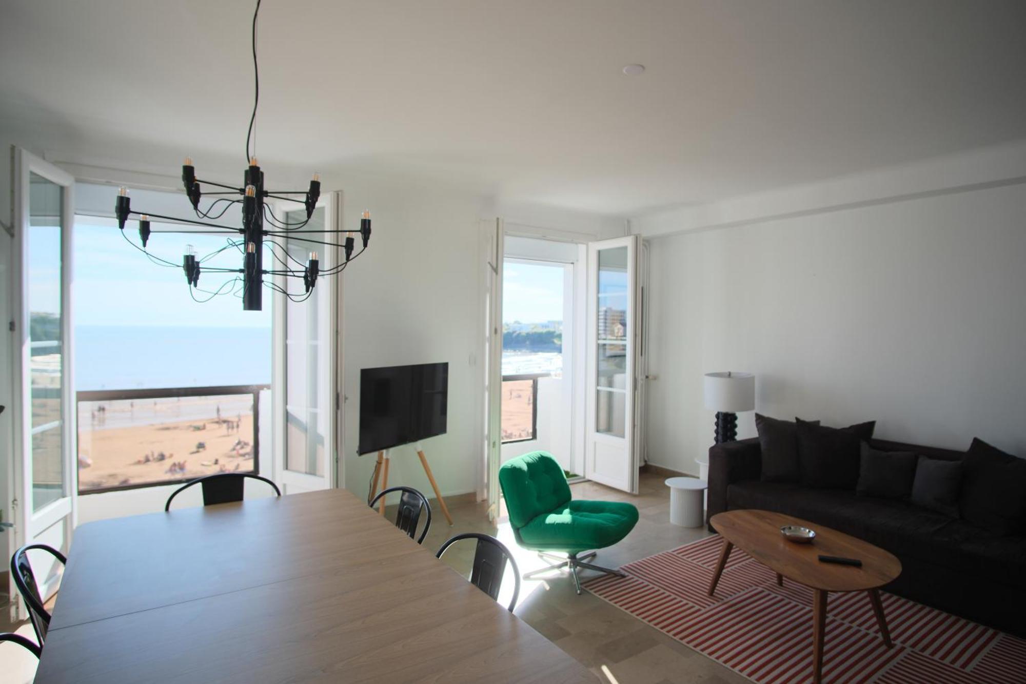 Appartement Avec Balcons Vue Mer A Pontaillac Royan Exterior photo