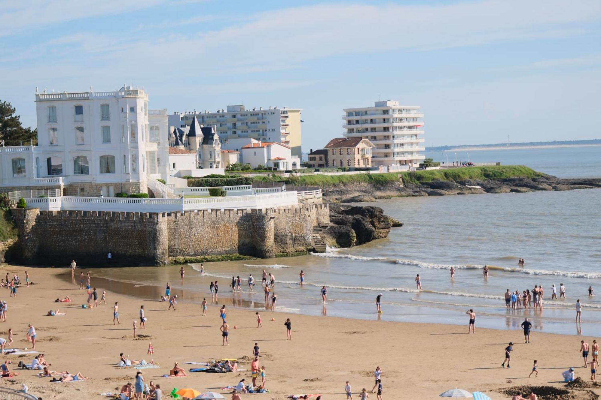 Appartement Avec Balcons Vue Mer A Pontaillac Royan Exterior photo